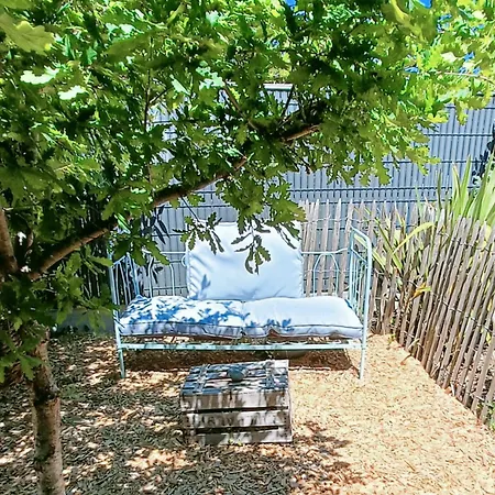 Hébergement de vacances En Bois Cosy Avec à 600m, Entre Océan Et Dune Du Pilat Sur Propriété Privée